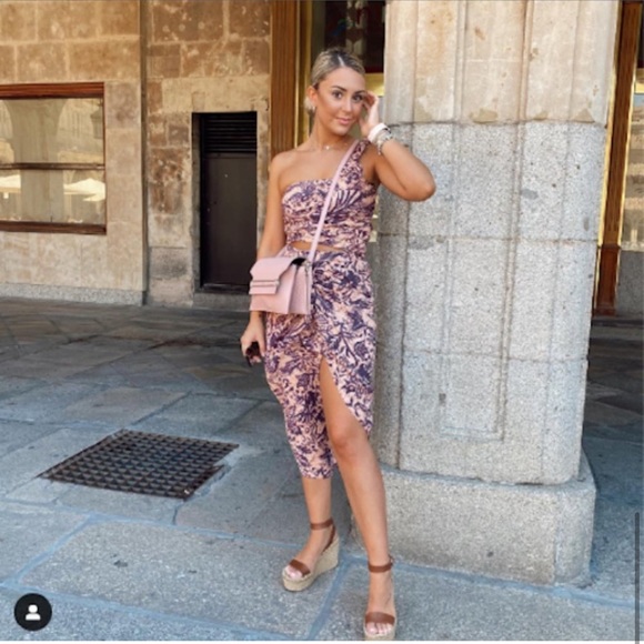 ZARA Printed Co-ord Sarong Skirt Set - Picture 3 of 9